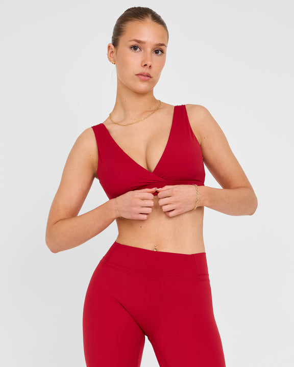 Legacy Ultimate sportbeha met V-hals